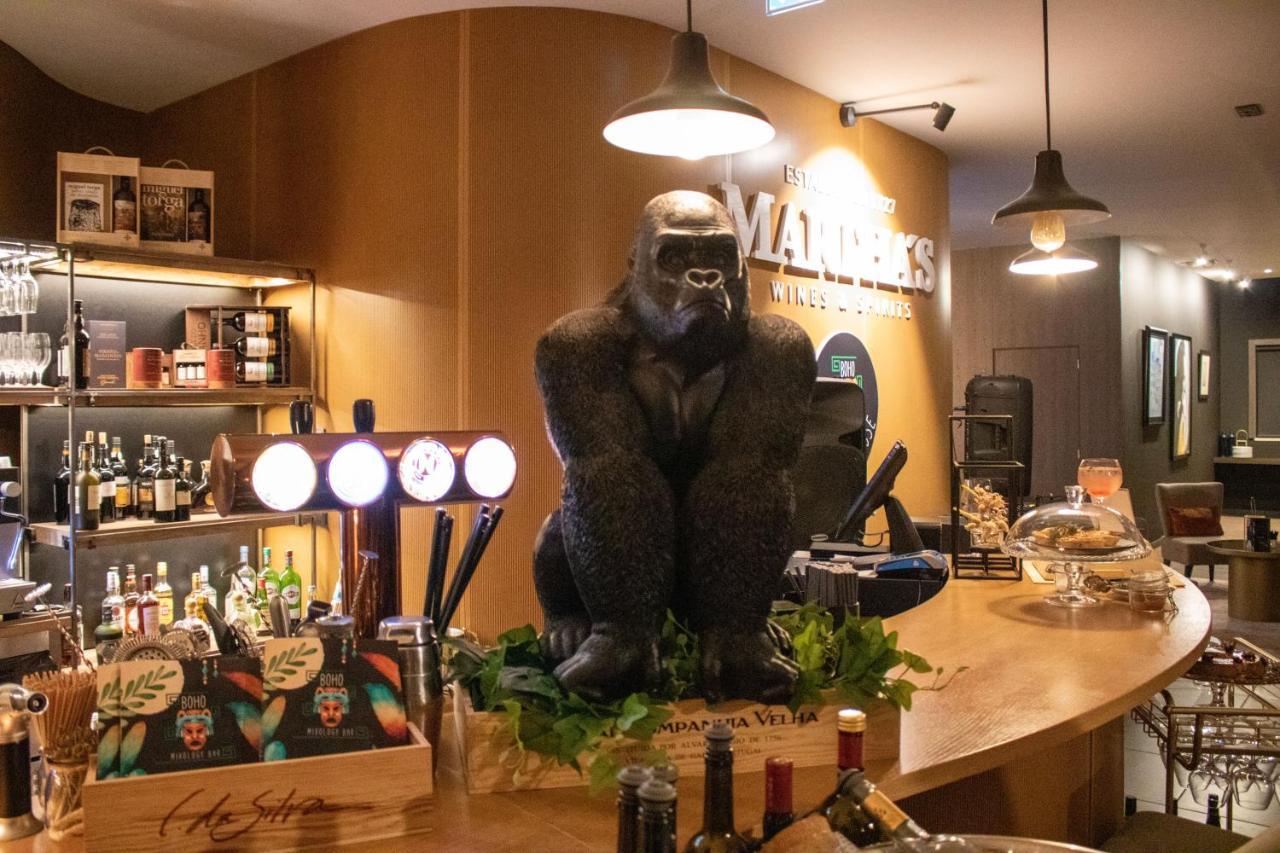 Mw Douro Wine & Spa Santa Marta de Penaguião Esterno foto The bar at the London Zoo